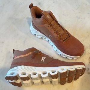 On Running Cloud Hi Monochrome Mocha, Women’s 7.5 - NEW, without box